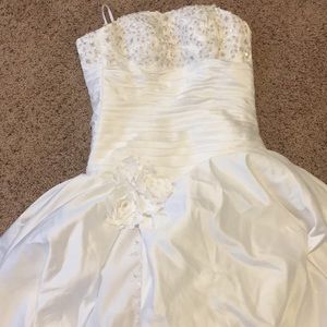 Wedding dress